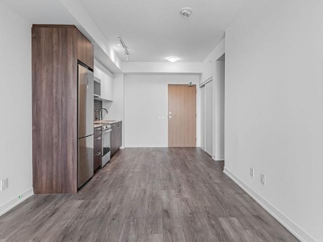 For Lease 1787 St Clair Avenue Unit# 815, Toronto, Ontario