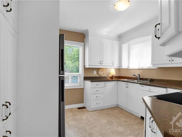 For Lease 1707 Edge Hill Place, Hunt Club South Keys and Area, Ontario