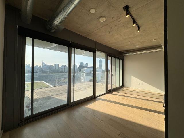 For Lease 170 Bayview Avenue Unit# 1404, Toronto, Ontario