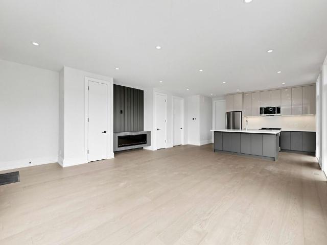 For Lease 170 Dixon Road Unit# 4, Toronto, Ontario