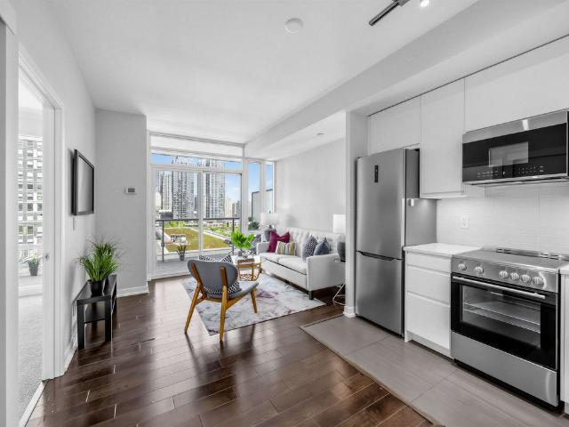 For Lease 170 Fort York Boulevard Unit# 1008, Toronto, Ontario