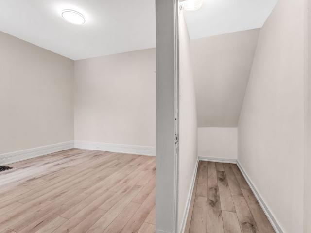 For Lease 170 Ivy Crescent Unit# 2, New Edinburgh Lindenlea, Ontario
