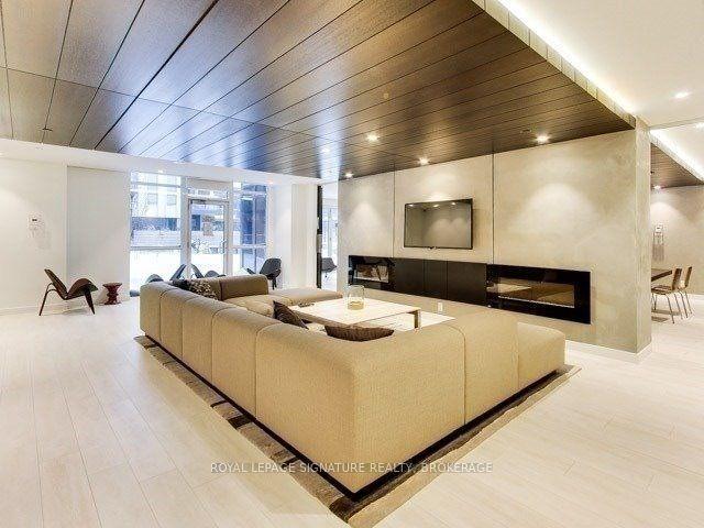 For Lease 170 Sumach Street Unit# 1810, Toronto, Ontario