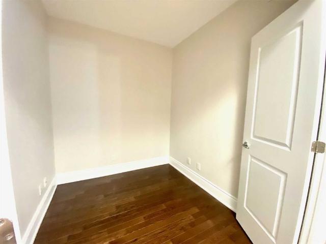 For Lease 1717 Avenue Road Unit# 322, Toronto, Ontario