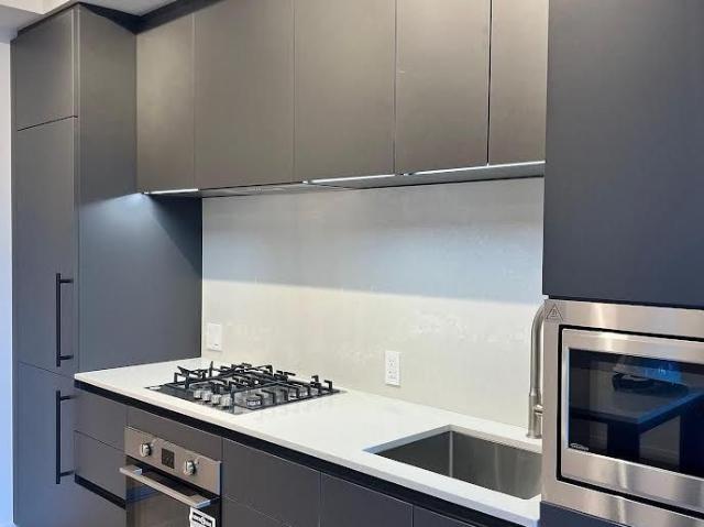 For Lease 1720 Bayview Avenue Unit# 403, Toronto, Ontario