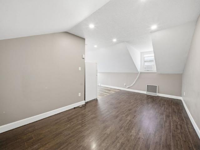 For Lease 172 Albion Street Unit# Upper, Brantford, Ontario