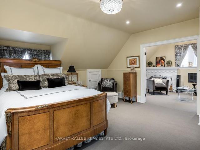 For Lease 173 Balmoral Avenue, Toronto, Ontario