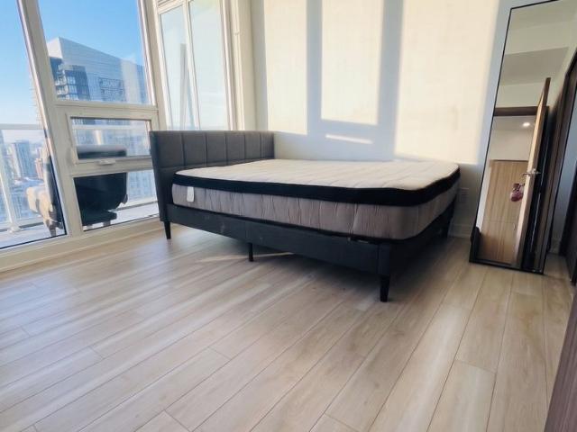 For Lease 17 Bathurst Street Unit# 3809, Toronto, Ontario