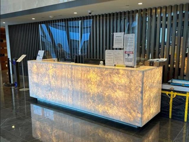 For Lease 17 Bathurst Street Unit# 916, Toronto, Ontario