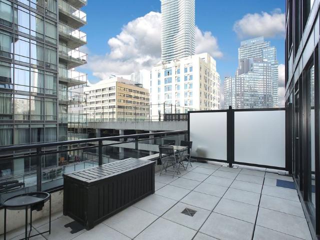 For Lease 17 Dundonald Street Unit# 309, Toronto, Ontario