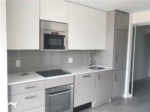 For Lease 17 Dundonald Street Unit# 906, Toronto, Ontario