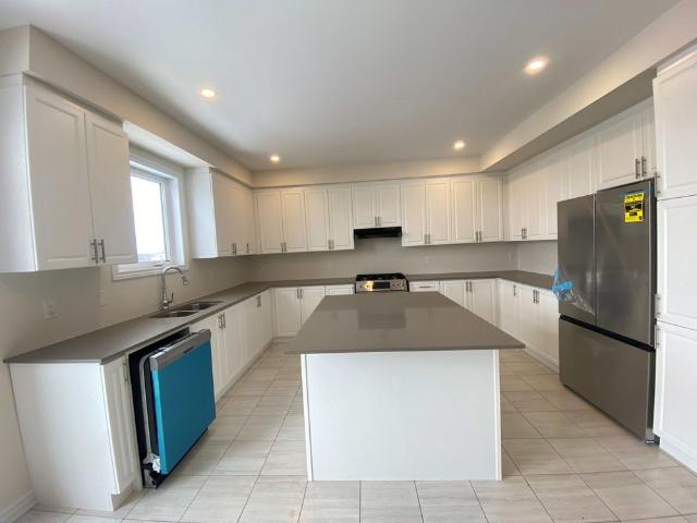 For Lease 17 Oriole Crescent, Port Colborne, Ontario