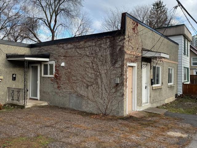 For Lease 17 Loyer Street, Vanier and Kingsview Park, Ontario