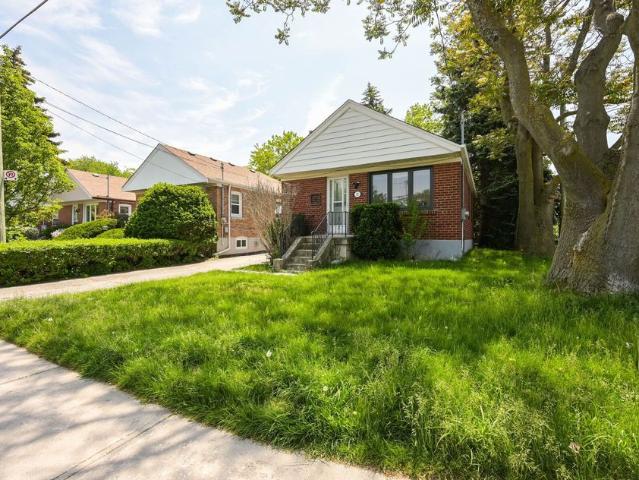 For Lease 17 Park Street, Toronto, Ontario