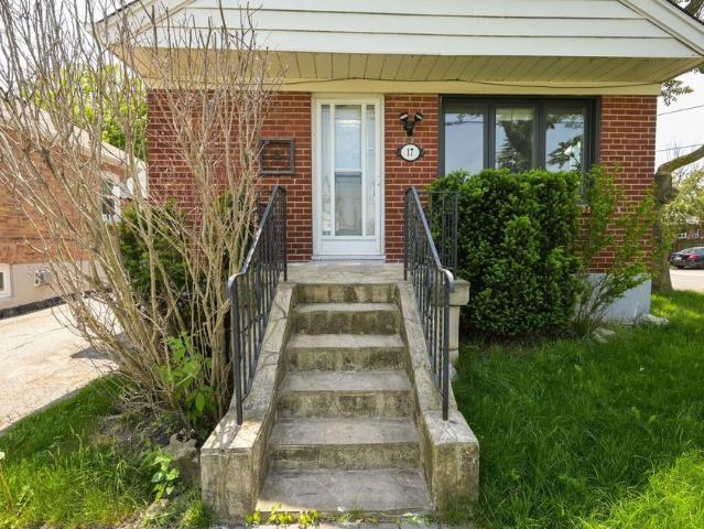 For Lease 17 Park Street, Toronto, Ontario