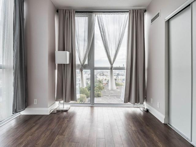 For Lease 17 Zorra Street Unit# 903, Toronto, Ontario