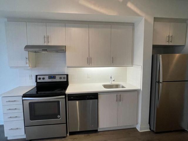 For Lease 17 Zorra Street Unit# 910, Toronto, Ontario