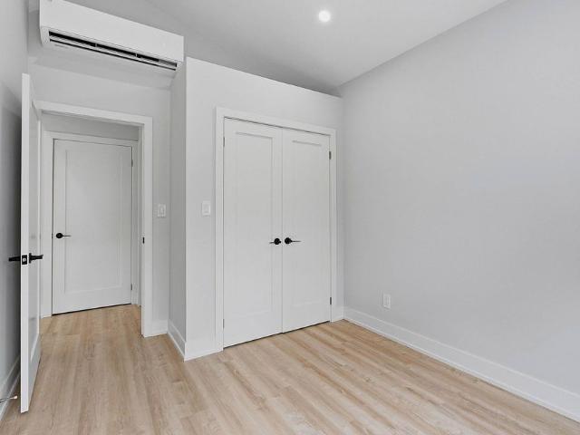 For Lease 1842 Dundas Street Unit# Garden Suite in the back, Toronto, Ontario