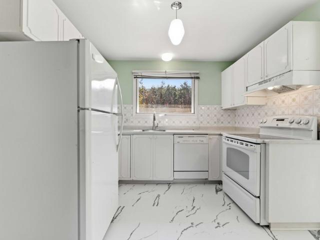 For Lease 1842 Playfair Drive, Alta Vista and Area, Ontario