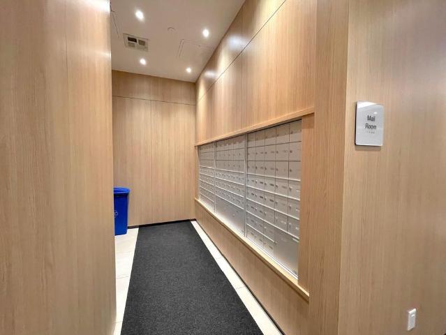For Lease 185 Alberta Avenue Unit# 804, Toronto, Ontario