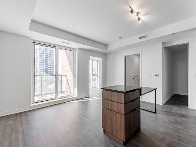 For Lease 185 Alberta Avenue Unit# # 810, Toronto, Ontario