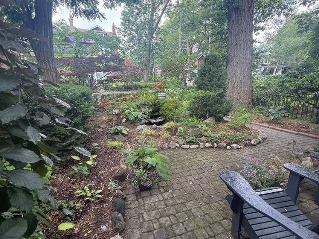 For Lease 185 Silver Birch Avenue Unit# Lower, Toronto, Ontario