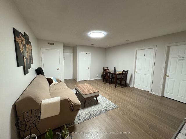 For Lease 186 King Road Unit# Second Floor /unit#1, Richmond Hill, Ontario