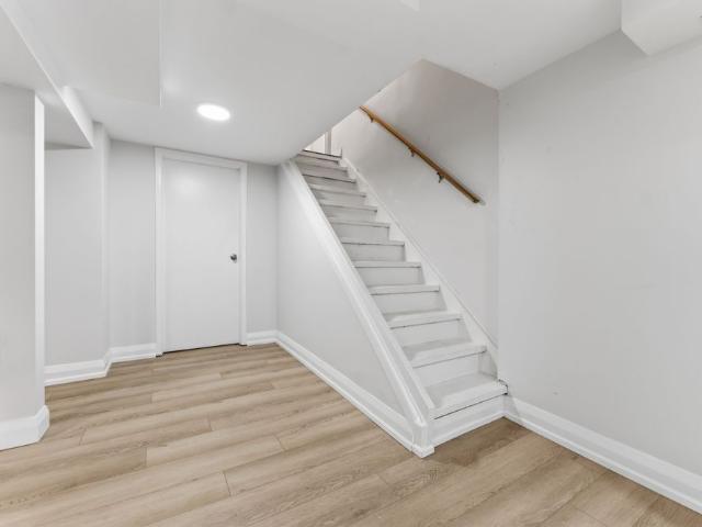For Lease 1873 Fairbanks Avenue, Alta Vista and Area, Ontario