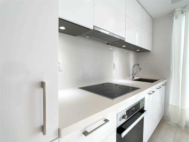 For Lease 188 Cumberland Street Unit# 1113, Toronto, Ontario