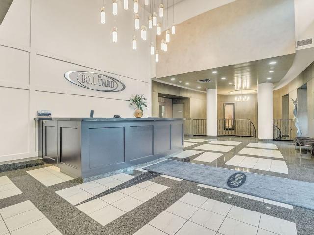 For Lease 188 Doris Avenue Unit# 611, Toronto, Ontario