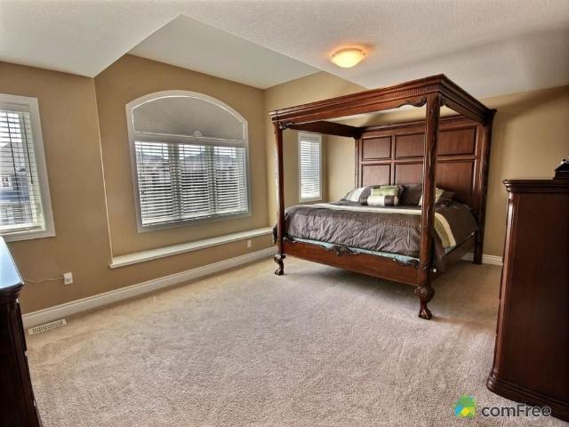 For Lease 189 Medici Lane, Hamilton, Ontario
