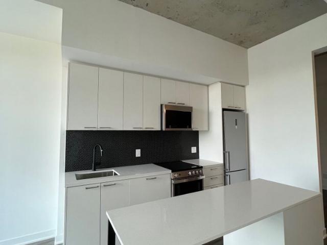 For Lease 1808 St Clair Avenue Unit# 618, Toronto, Ontario
