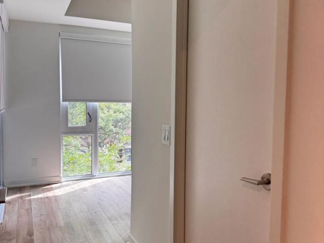 For Lease 1808 St. Clair Avenue Unit# 307, Toronto, Ontario