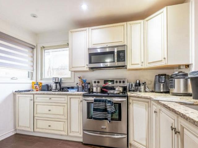 For Lease 180 Blake Street Unit# #1, Barrie, Ontario