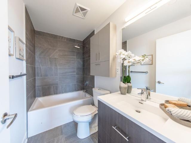 For Lease 180 Fairview Mall Drive Unit# 1502, Toronto, Ontario