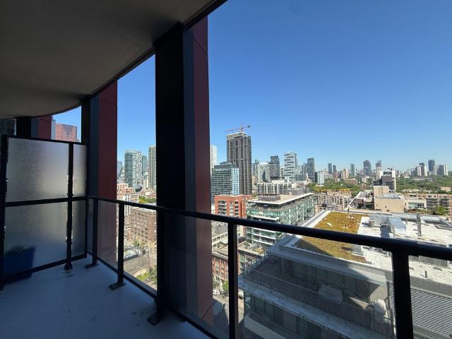 For Lease 180 Front Street Unit# 2315, Toronto, Ontario