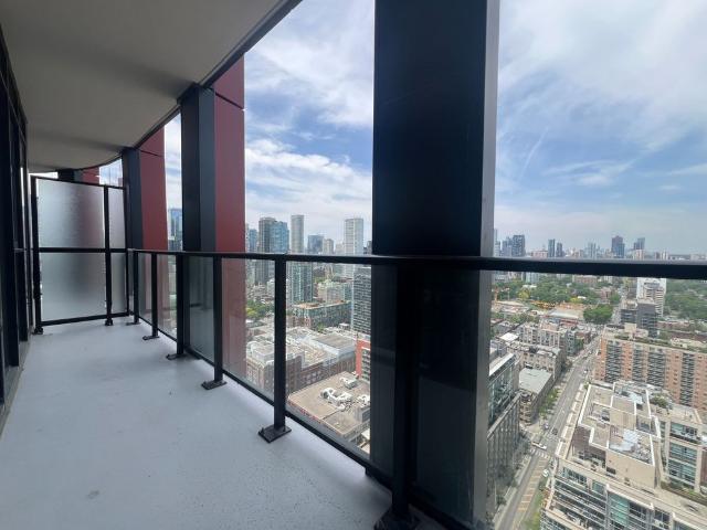 For Lease 180 Front Street Unit# 3715, Toronto, Ontario