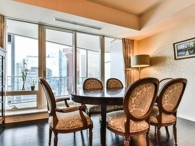 For Lease 180 University Avenue Unit# 4207, Toronto, Ontario
