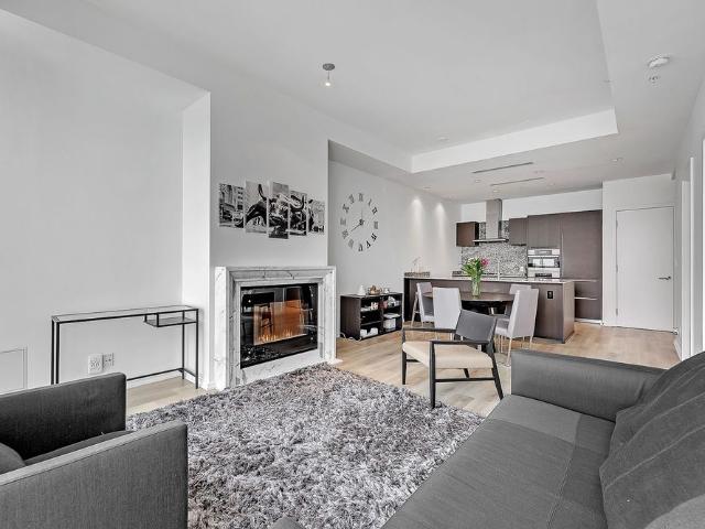 For Lease 180 University Avenue Unit# 5807, Toronto, Ontario