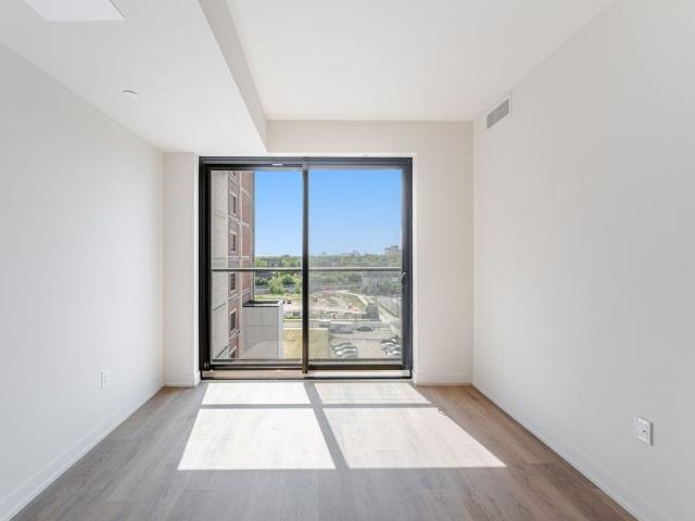 For Lease 181 Sterling Avenue Unit# 708, Toronto, Ontario