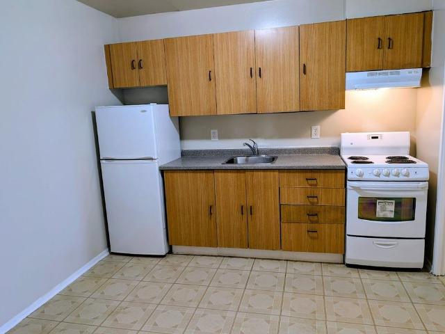 For Lease 1837 Lansdowne Street Unit# 27, Peterborough, Ontario