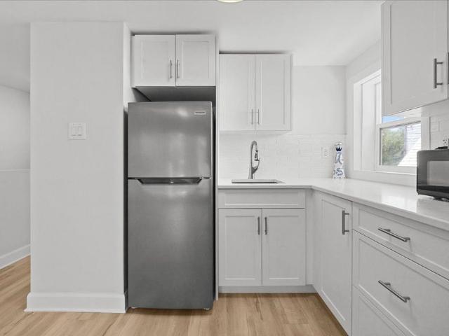 For Lease 183 Britannia Road Unit# 1, Britannia Lincoln Heights and Area, Ontario