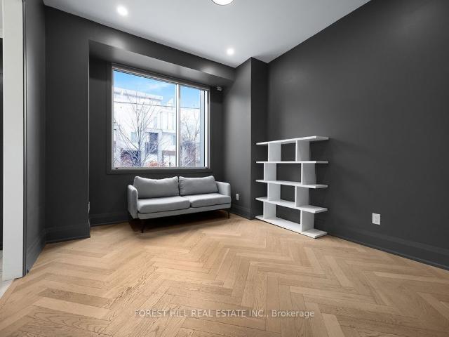 For Lease 18 Greenbriar Road Unit# 3, Toronto, Ontario