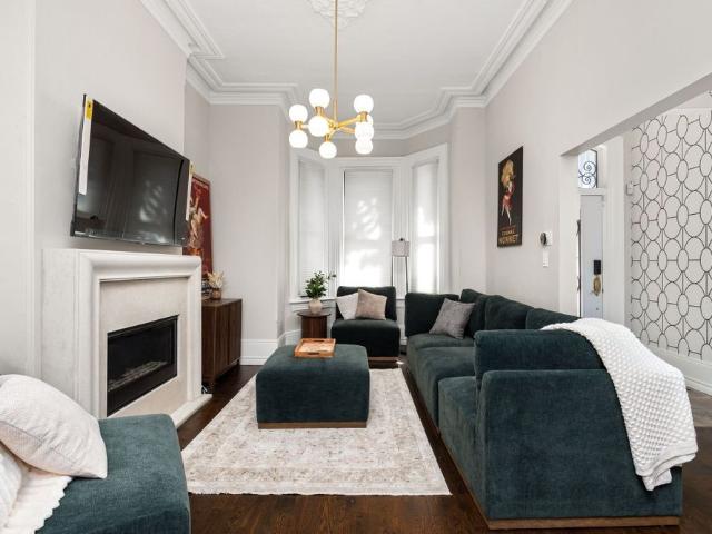 For Lease 18 Draper Street, Toronto, Ontario