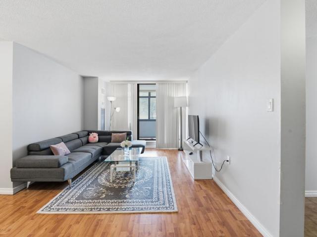 For Lease 18 Knightsbridge Road Unit# 304, Brampton, Ontario