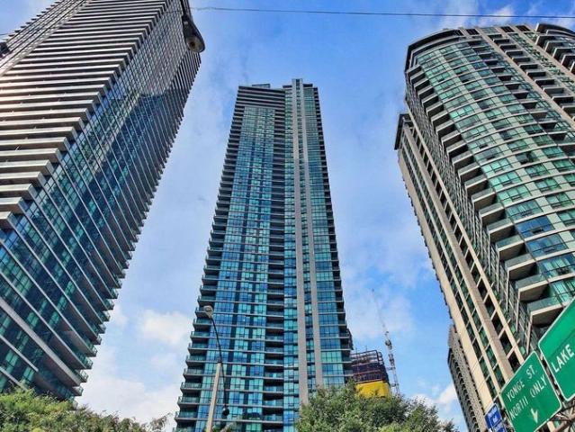 For Lease 18 Harbour Street Unit# 3105, Toronto, Ontario