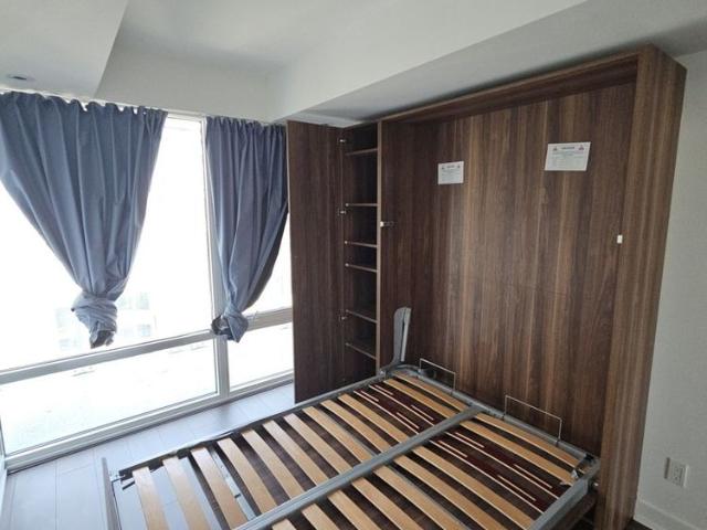 For Lease 18 Maitland Terrace Unit# 1711, Toronto, Ontario