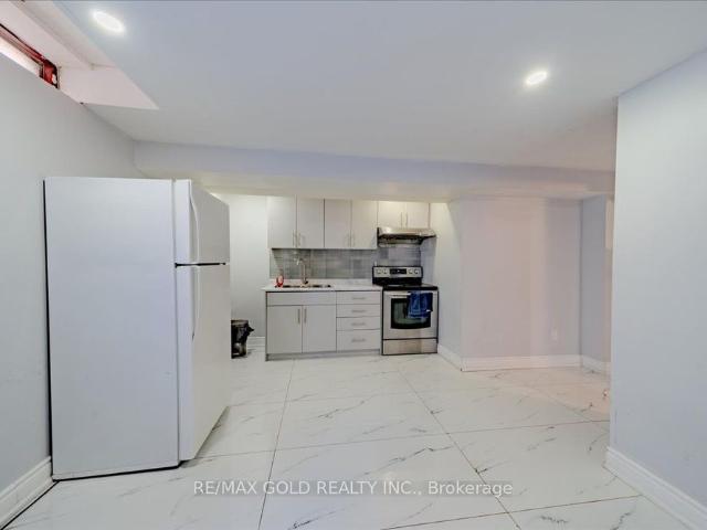 For Lease 18 Markham Street, Brampton, Ontario