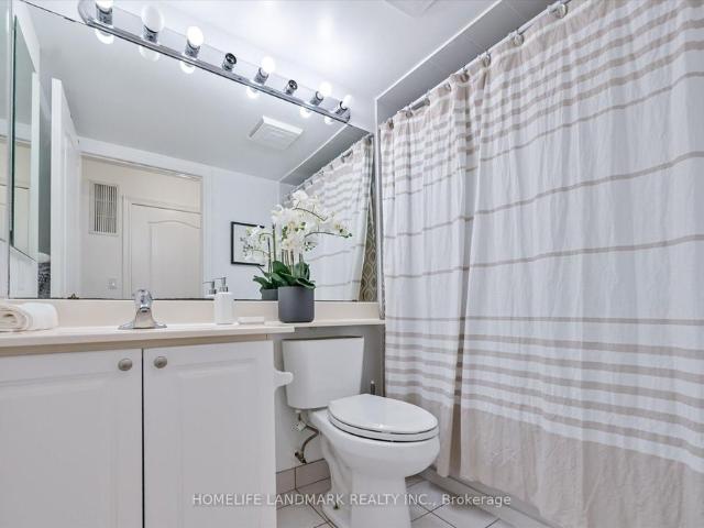 For Lease 18 Sommerset Way Unit# 206, Toronto, Ontario