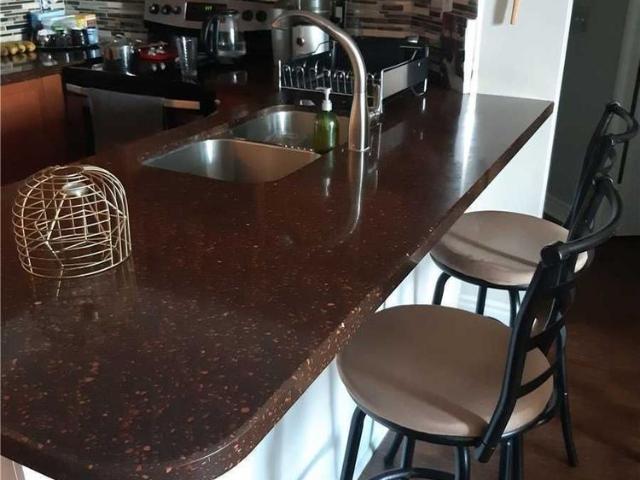 For Lease 18 Parkview Avenue Unit# 2001, Toronto, Ontario